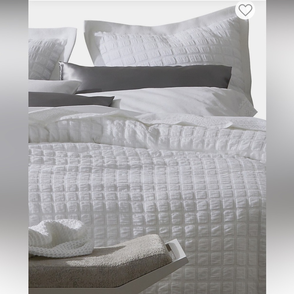 Boutique

Lugo Cotton Bed Cover - Picture 2 of 5